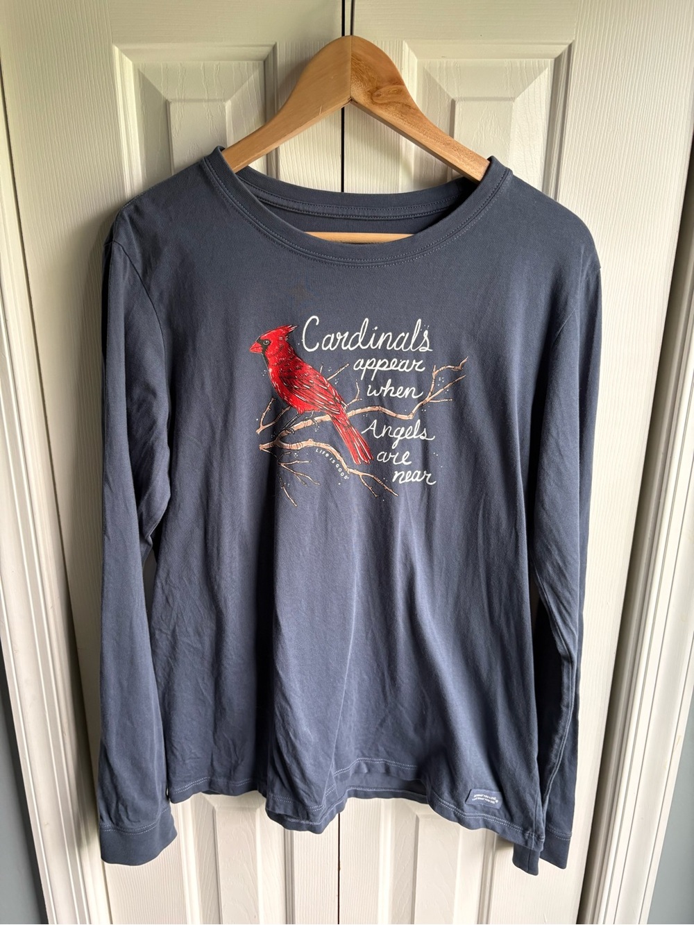 Life is Good Womens Long Sleeve Crusher T-Shirt Cardinals Appear Size Large